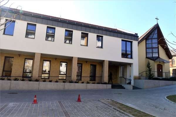 Átadták a szalézi rend új óbudai épületeit